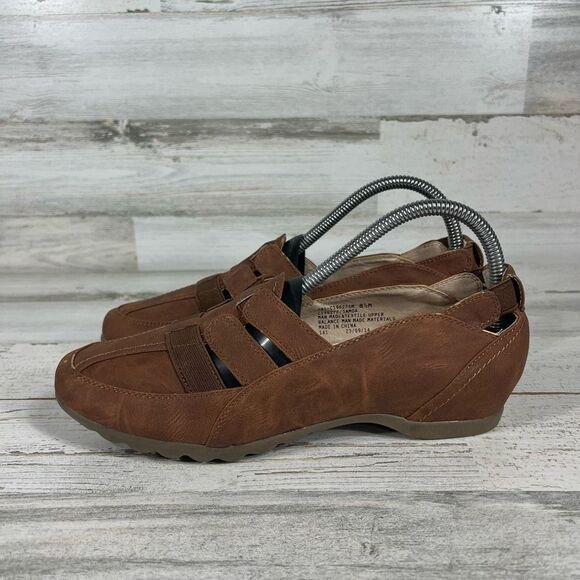 White Mountain Cliffs Samoa‎ Women's Tan Leather Slip On Flats Shoes Size 8.5 M - Picture 2 of 9